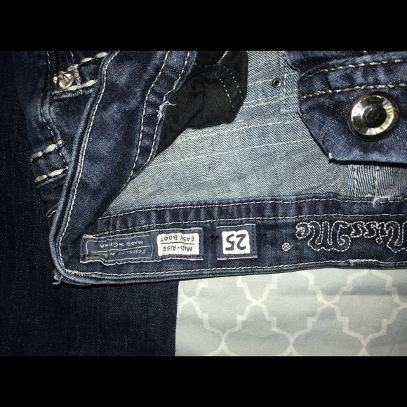 Miss Me Jeans - Picture 3 of 4